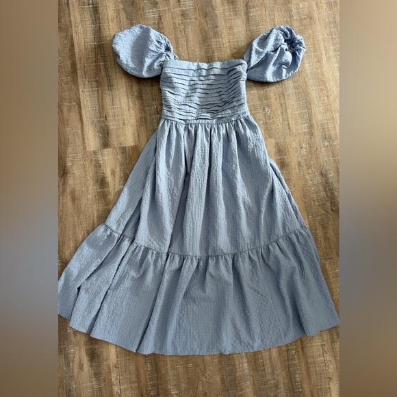 Abercrombie & Fitch Light Blue Puff-Sleeve Smocked Dress - Picture 2 of 3